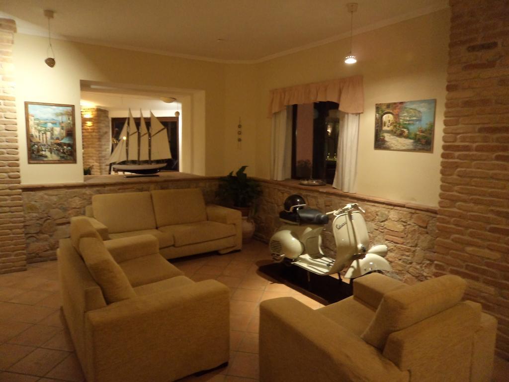 Albergo Tirreno Marina di Camerota Exterior foto