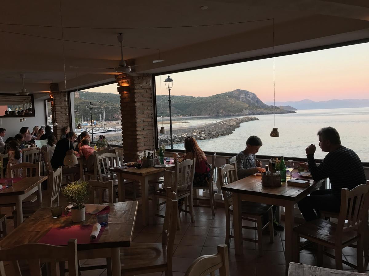 Albergo Tirreno Marina di Camerota Exterior foto